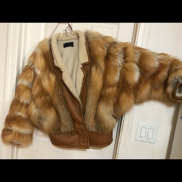 Red Fox fur coat. Approx size 14 - Picture 2 of 4